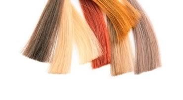 tinte de pelo para hombre en las palmas
